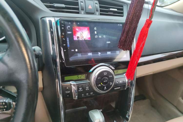 Used Toyota Reiz 2012 2.5V Fengdu Elite Stylish Edition Audio And AC Panel