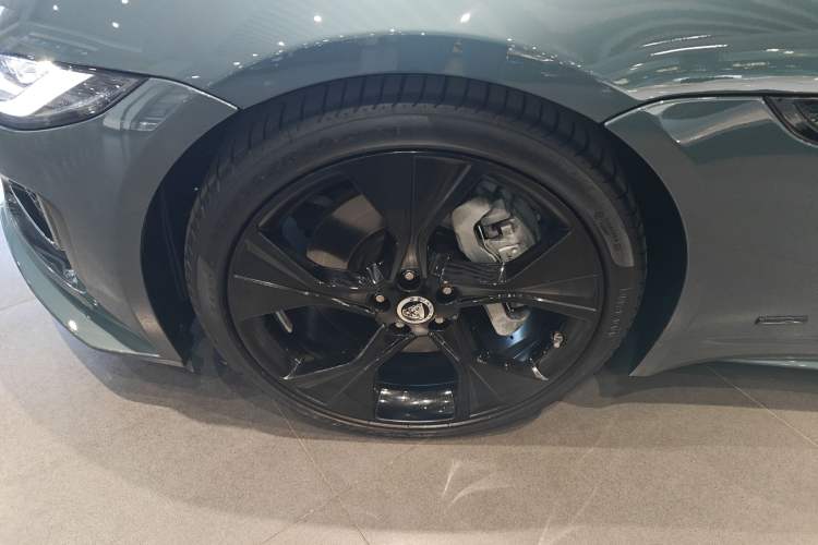 Used Jaguar F-TYPE 2024 P300 75th Anniversary Collector's Convertible Edition
