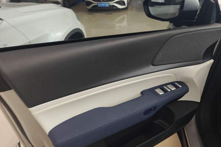 Used XPeng G6 2023 580 Long-Range Pro
