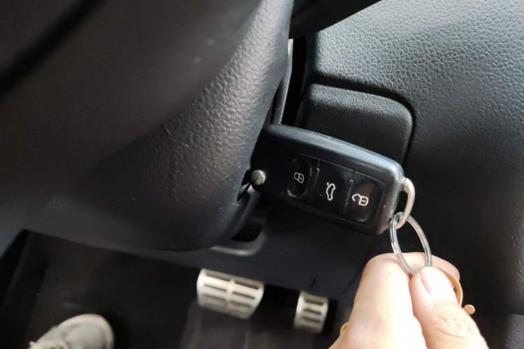 Used Volkswagen Polo 2012 1.6L Cross Polo Automatic Transmission
