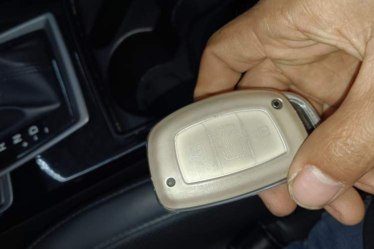 Used Hyundai Mistra 2016 1.8L Automatic Deluxe DLX Model Vehicle Key