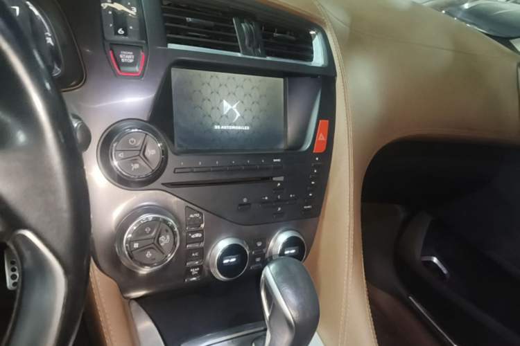 Used DS 5 2015 1.8T Prestige Edition THP200
