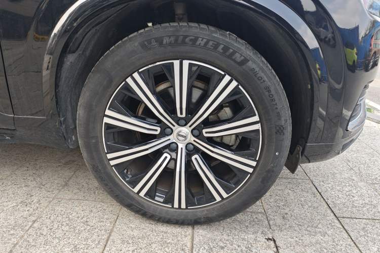 Used Volvo XC90 2021 B6 Zhiyi Luxury Edition 7-Seater Right Front Wheel Hub