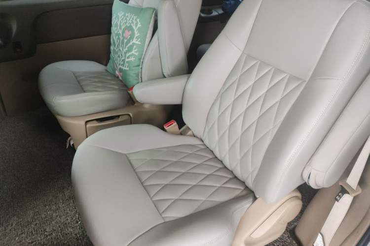 Used Buick GL8 2014 2.4L Classic Edition