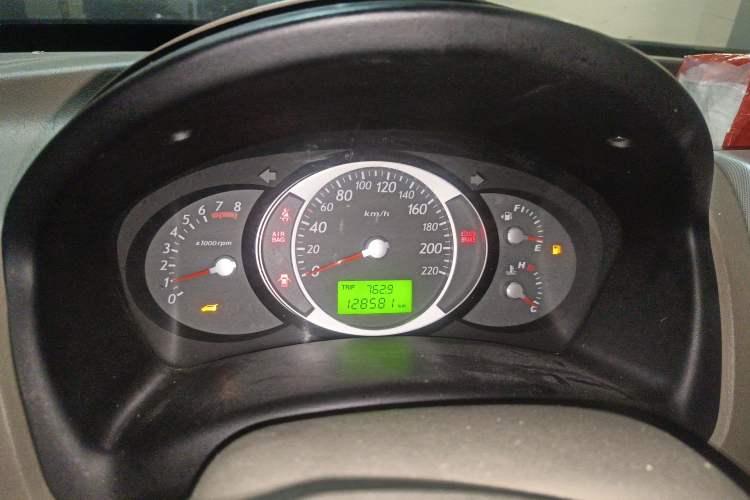 Used Hyundai Tucson 2013 2.0L Manual Two-Wheel Drive Fashion Edition Instrument Cluster