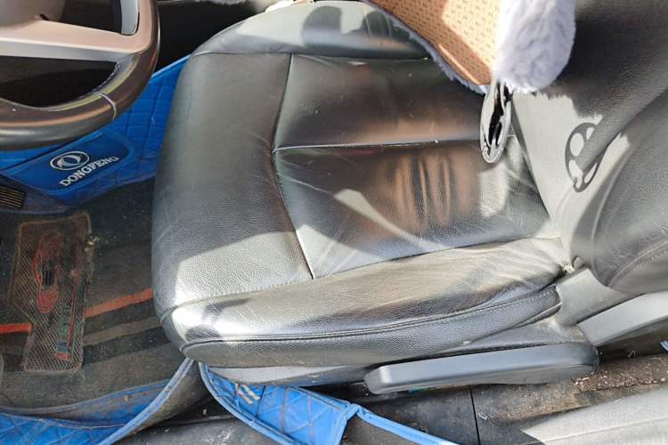 Used Dongfeng Aeolus AX7 2015 2.0L Automatic Zhiyi Trim