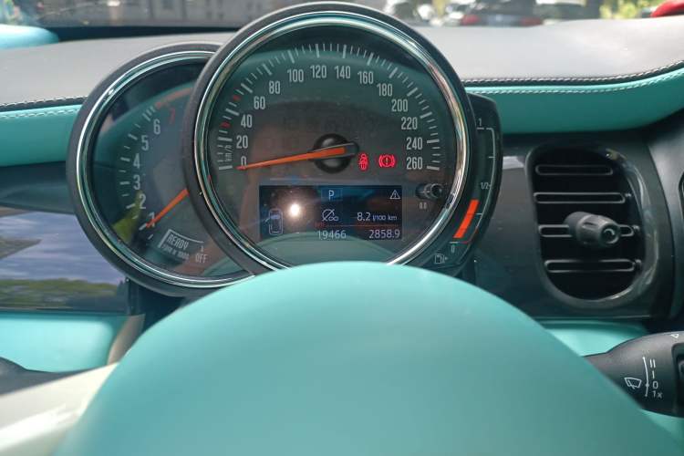 Used MINI 2023 1.5T ONE