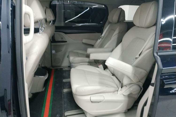 Used Buick GL8 2023 ES Lu Zun Comfort Model
