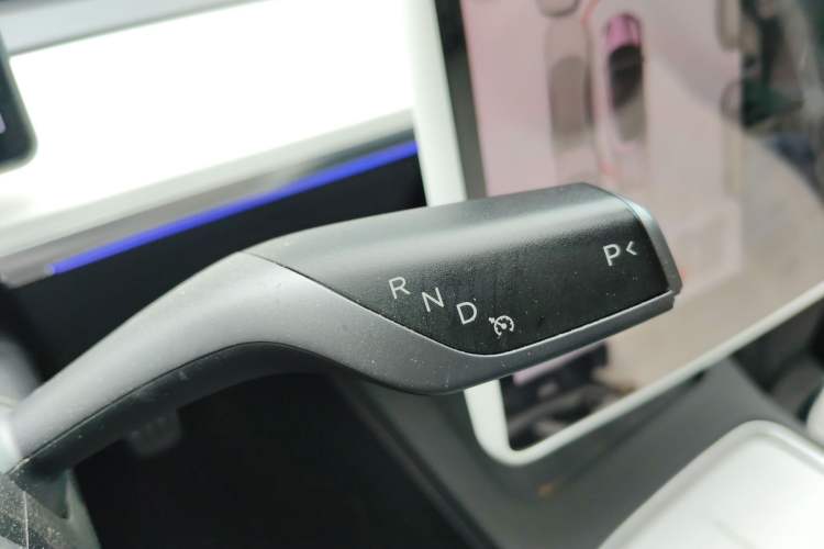 Used Tesla Model 3 2021 Performance High-Performance All-Wheel-Drive Version 3D6 Gear Lever