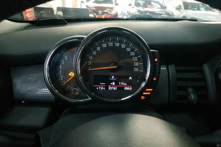 Used MINI MINI 2015 1.5T COOPER Fun Five-Door Edition
