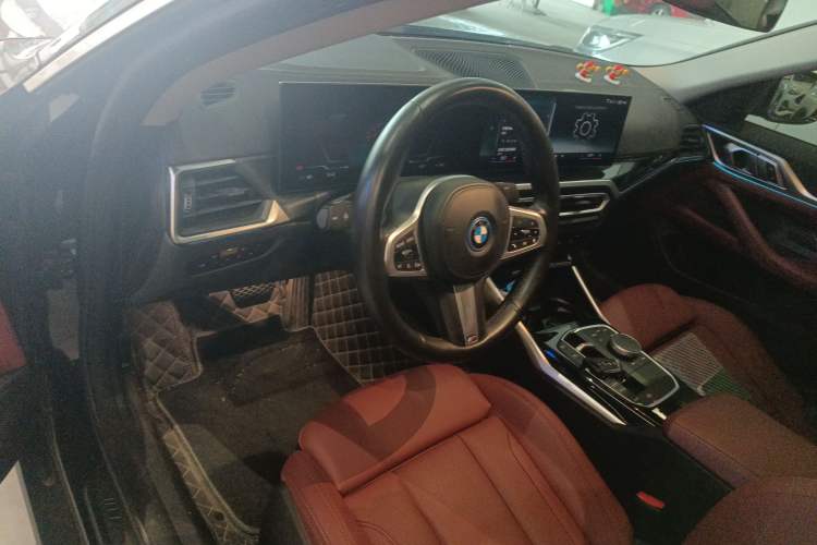 Used BMW i4 2023 eDrive35
