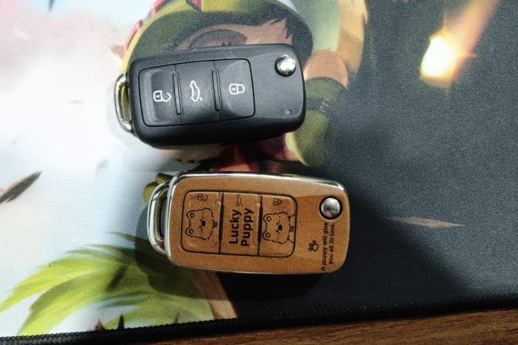 Used Volkswagen Sagitar 2017 1.6L Automatic Comfort Model Interior 1