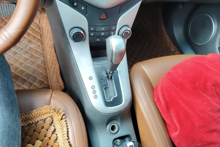 Used Chevrolet Cruze 2012 1.8L SE AT
