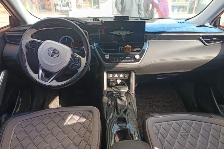 Used Toyota FRONTLANDER 2023 2.0L CVT Elite Edition
