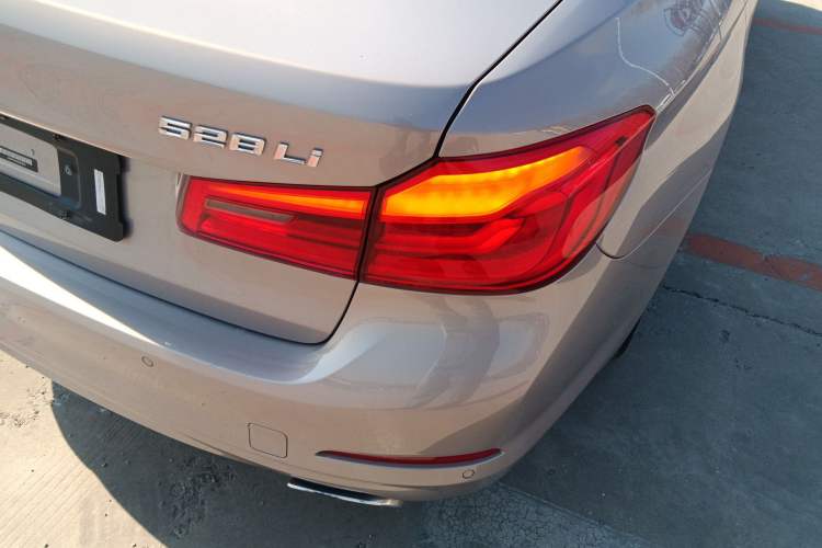 Used BMW 5 Series 2018 528Li Launch Special Edition
