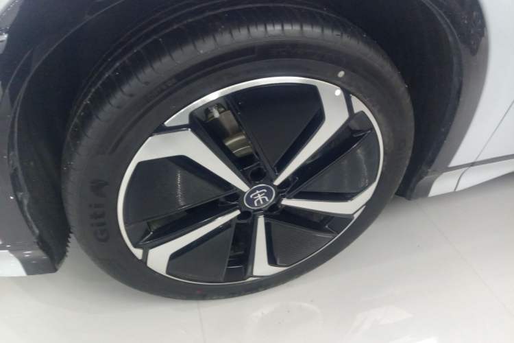 Used BYD Song L EV 2025 Intelligent Driving Version 662 km LiDAR Excellence Edition