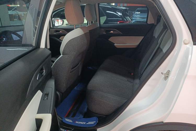 Used Geometry E Firefly 2024 301km Flowing Light