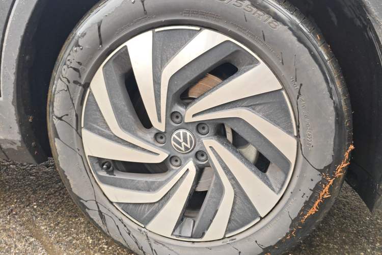 Used Volkswagen Tiguan L 2022 330TSI Automatic Two-Wheel Drive Smart Edition
