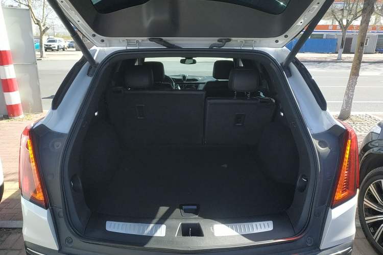 Used Cadillac XT5 2022 2.0T Two-Wheel Drive Luxury Version
