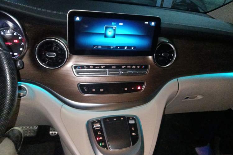 Used Mercedes-Benz V-Class 2020 V 260 Prestige Edition
