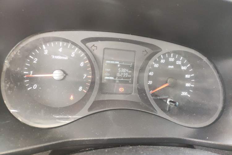 Used Wuling Hongguang PLUS 2019 1.5T Manual Standard Edition 5 Seats