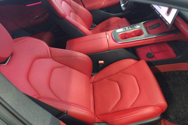 Used Xiaomi Auto SU7 2024 Rear-Drive Ultra-Long Range Advanced Pro-Level Intelligent Driving Version
