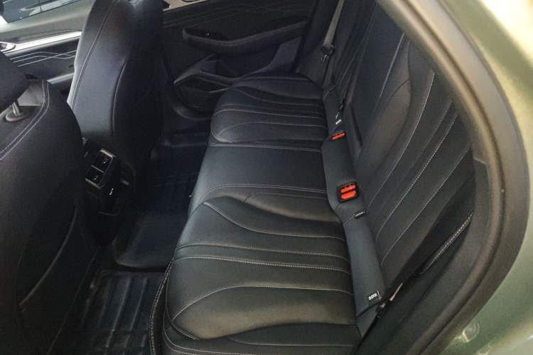 Used Geely Auto Preface 2025 Dongfang Yao 1.5TD Kunlun Edition Left Rear Seat