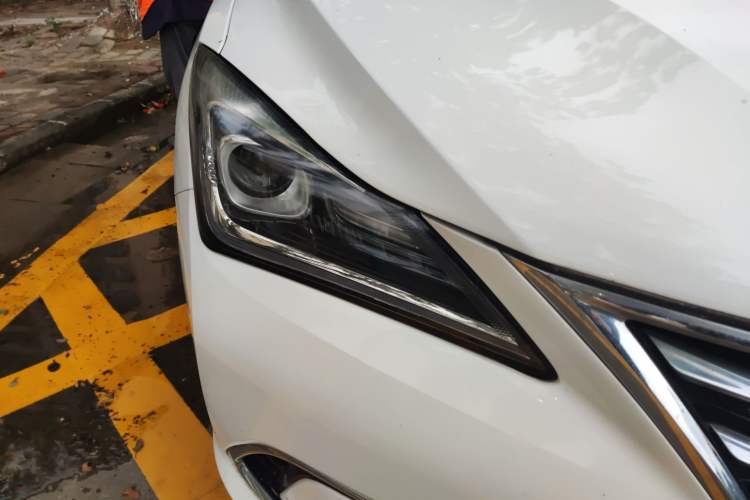 Used Changan Eado 2019 High-Energy Edition 1.6L GDI Manual Pioneer Model China VI Standard
