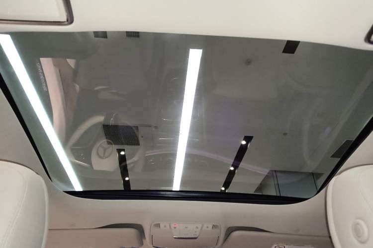 Used Mercedes-Benz E-Class 2023 Updated E 300 L Fashion Edition
