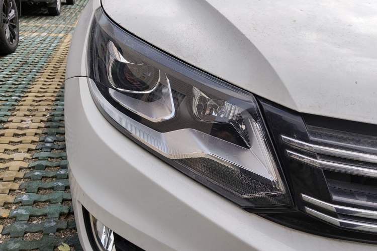 Used Volkswagen Tiguan L 2015 1.8TSI Automatic Two-Wheel Drive Trend Edition