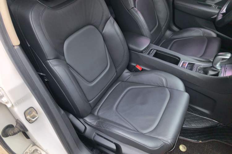 Used DS 5LS 2014 1.6T Elegant Version THP160