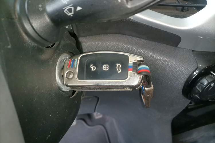 Used Ford EcoSport 2013 1.5L Automatic Fashion Model
