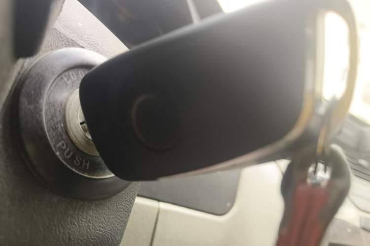 Used JAC Group Refine 2011 2.4L Government Procurement Version Manual Luxury Trim