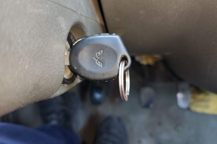 Used Wuling Zhiguang 2010 1.0L New Version Practical Short-Body L2Y