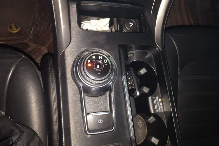 Used Ford Mondeo 2017 EcoBoost 180 Luxury Model
