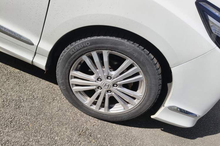 Used Honda Elysion 2016 2.4L Style Edition Right Front Wheel Hub