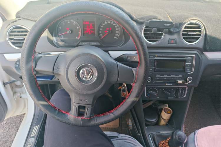 Used Volkswagen Jetta 2015 1.6L Manual Comfort Model