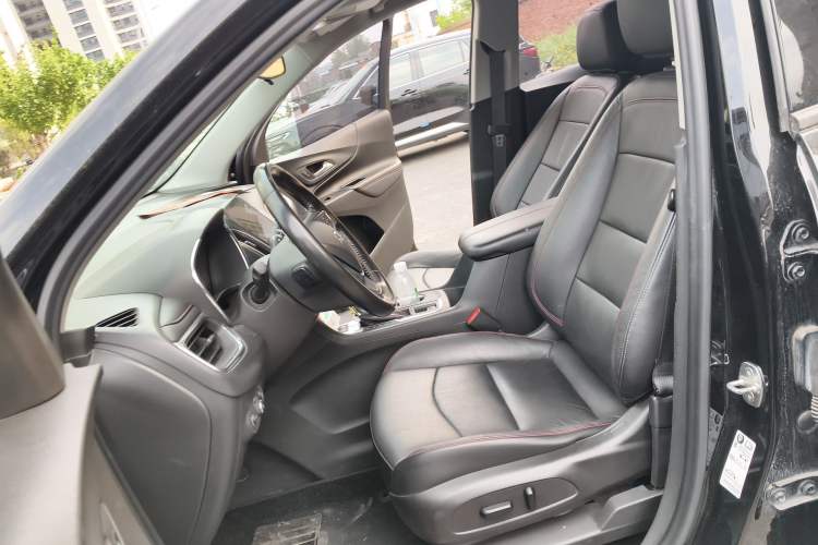 Used Chevrolet Equinox 2019 Redline 550T Automatic All-Wheel-Drive RS Model China V Standard