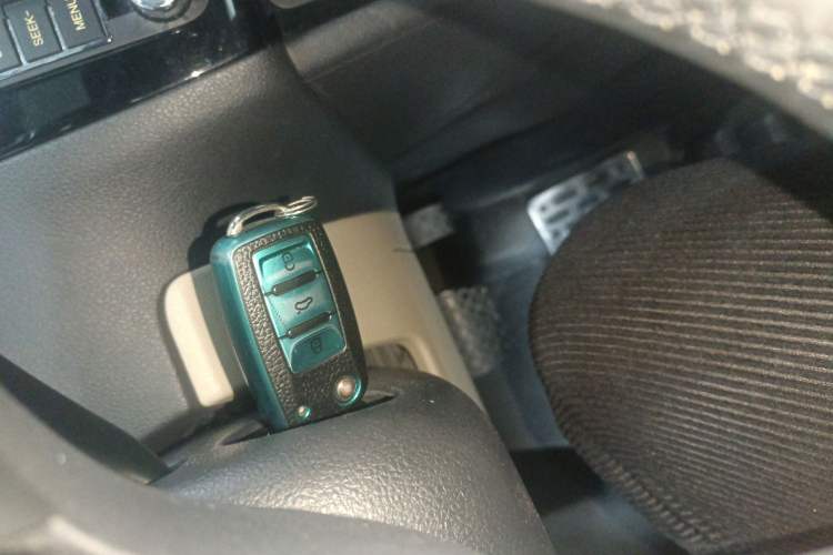 Used Volkswagen Polo 2013 1.6L Automatic Luxury Edition