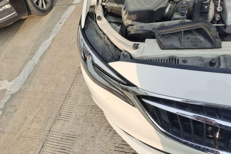 Used Buick GT 2018 18T Automatic Elite Model