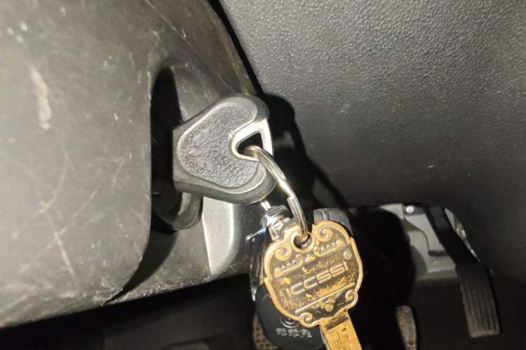 Used Wuling Zhiguang 2015 1.2L Practical LS-I Model
