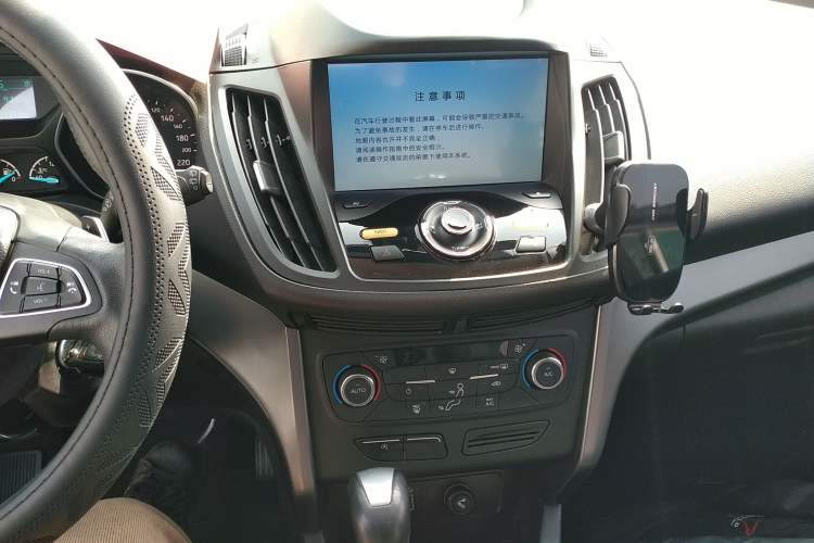 Used Ford Kuga 2017 EcoBoost 180 Two-Wheel-Drive Tiger Leap Model
