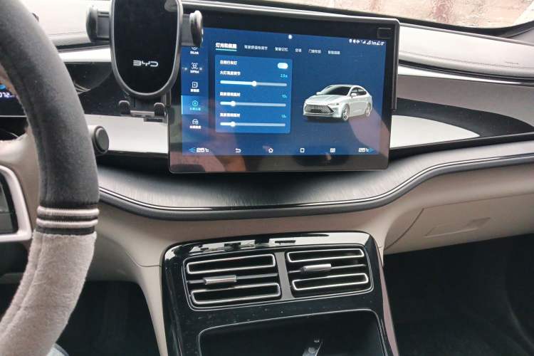 Used BYD Qin PLUS 2023 Champion Edition DM-i 55KM Leading Model