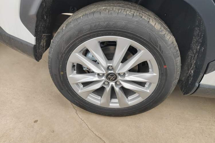 Used Toyota Corolla Cross 2026 Model 2.0L Pioneer Edition Right Rear Wheel Hub