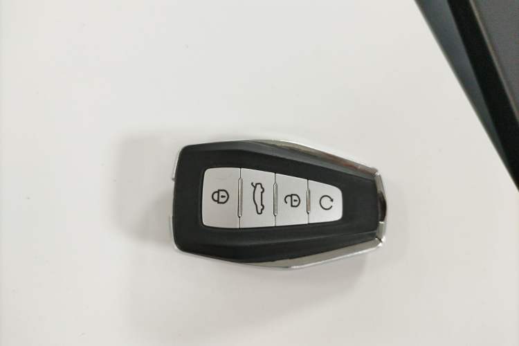 Used Geely Auto Jiajie 2021 1.8TD DCT Luxury Model Vehicle Key