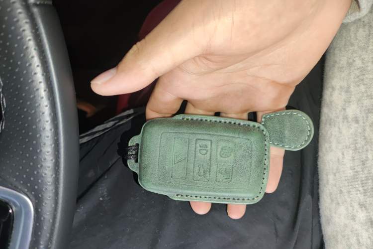 Used Jaguar E-PACE 2024 YAO Black Sport Edition R-DYNAMIC SE BLACK