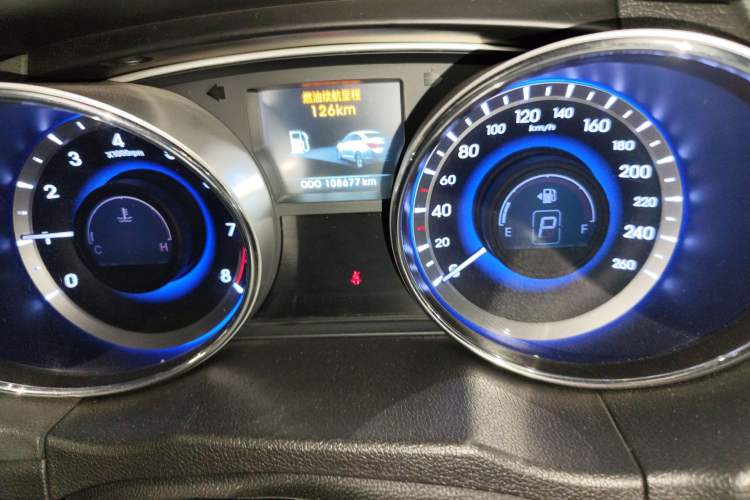 Used Hyundai Sonata 2013 2.0L Automatic Luxury Edition
