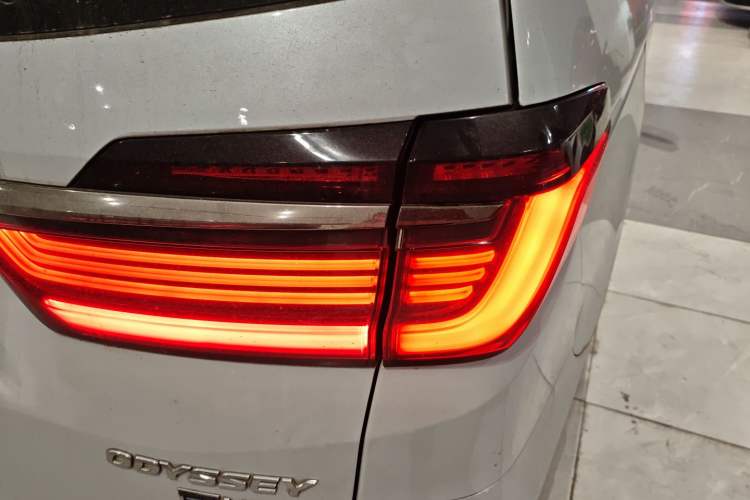 Used Honda Odyssey 2022 2.0L eHEV Sharp Supreme Edition