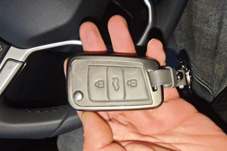 Used Volkswagen Tiguan L 2024 300TSI Automatic Two-Wheel Drive Smart Edition