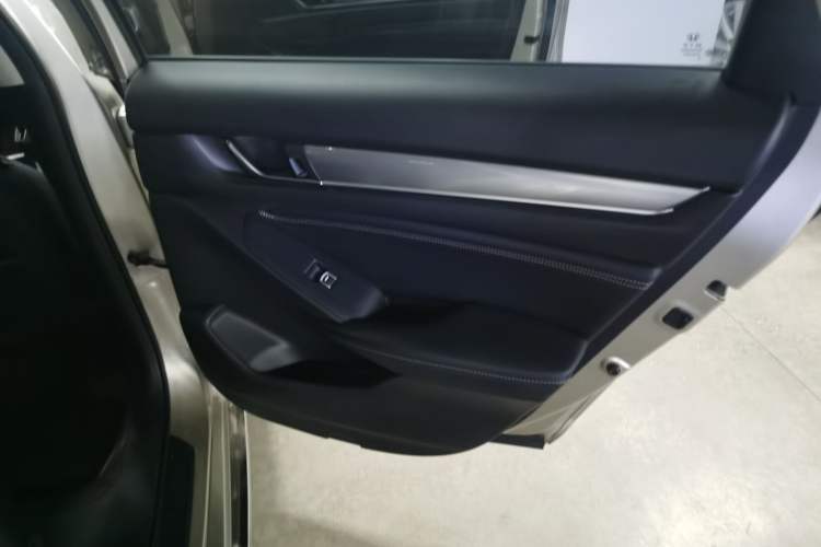 Used Honda Inspire 2019 260TURBO Elegant Edition China VI Emission Standard
